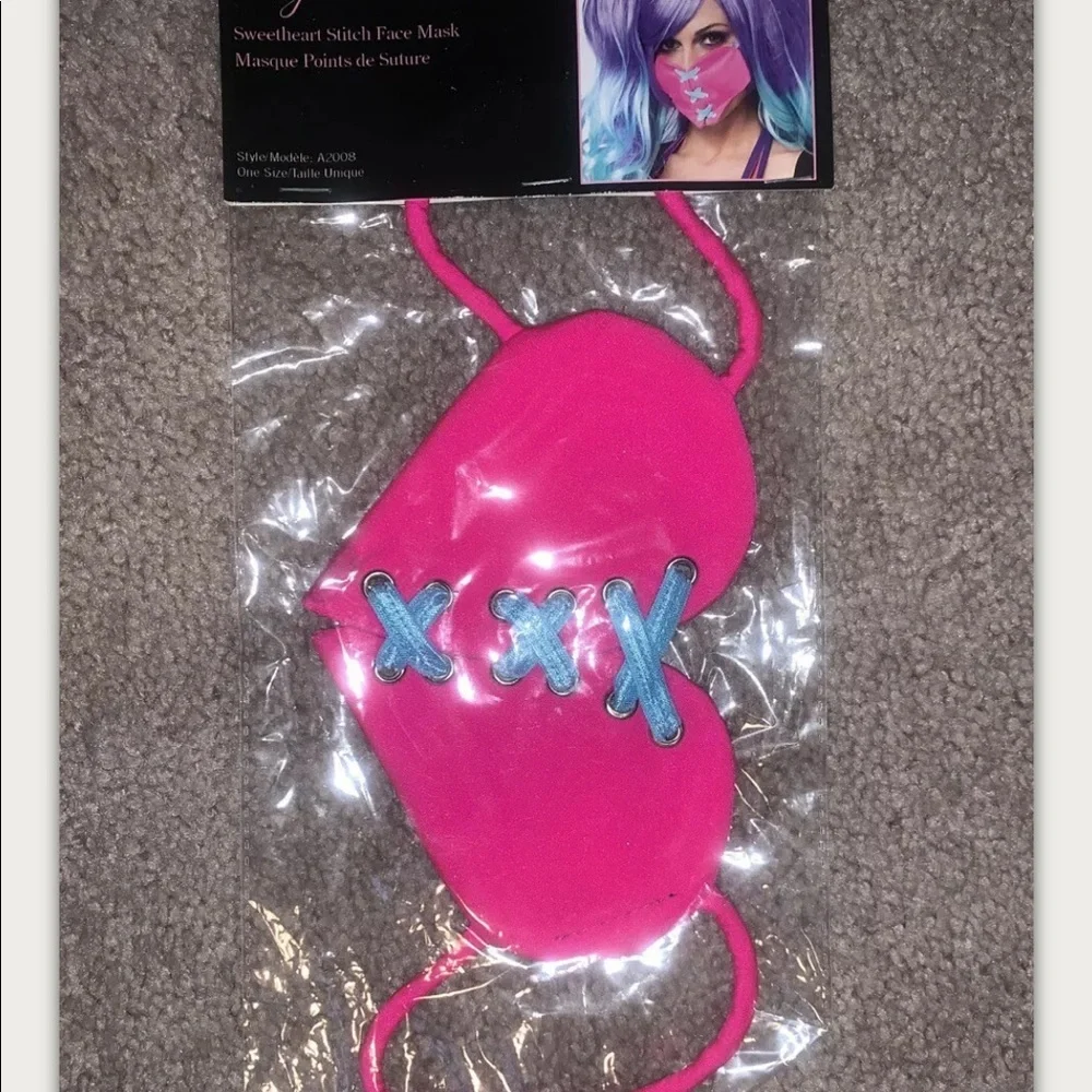 Sweetheart Lace up Pink Face Mask​
